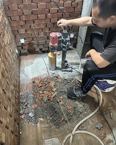 台中民宅洗孔, 台中水泥鑽孔, 台中RC鑽孔, 台中洗孔開孔工程, 台中壁面鑽孔洗洞