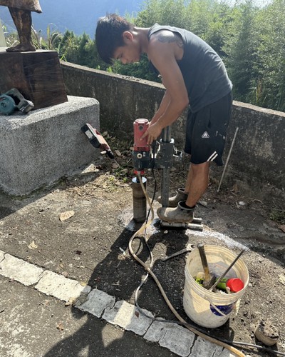 台中混泥土洗孔, 台中地面洗孔, 台中立看板洞洗孔